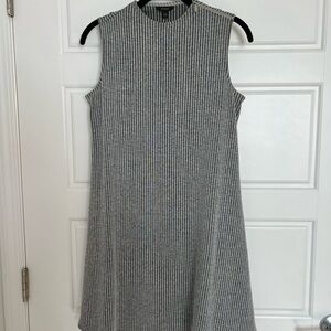 𝅺guess Women’s Gray Dress Size Small‎